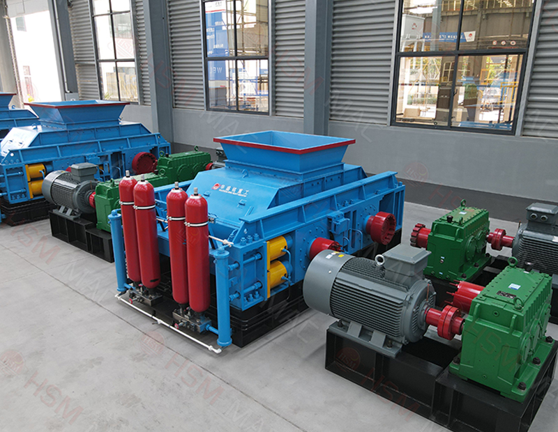 對(duì)輥破碎機(jī)在首次安裝時(shí)為什么一定要空機(jī)運(yùn)轉(zhuǎn)