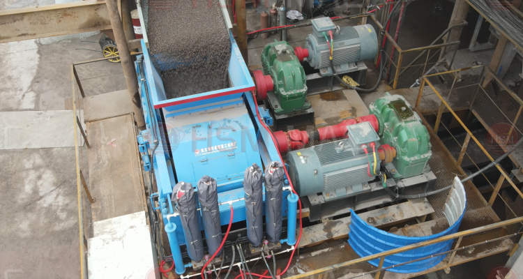 水泥熟料制砂機客戶生產現場
