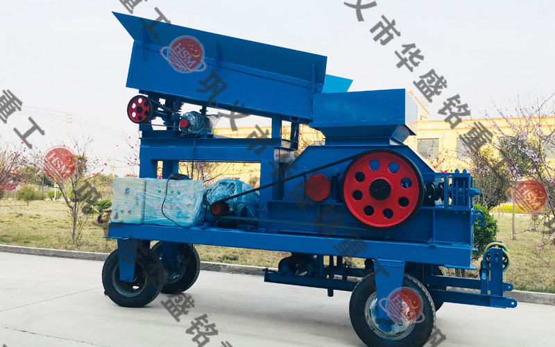 '移動對輥破碎機,移動對輥制砂機,移動對輥破碎制砂一體機